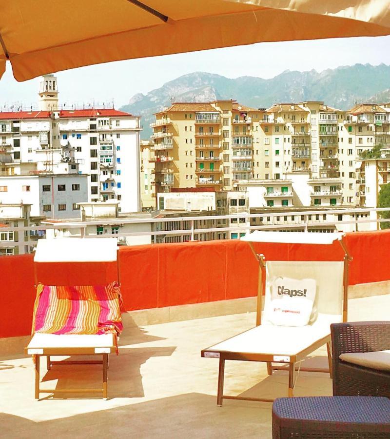 Dimora Montpellier Apartment ซาแลร์โน ภายนอก รูปภาพ